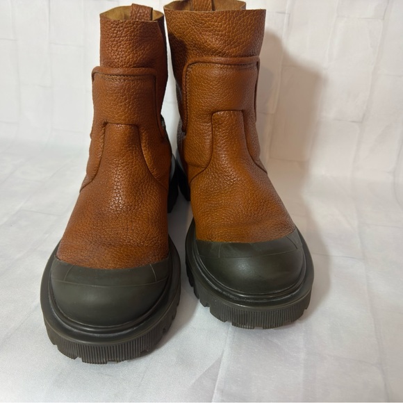 A.S.98 Chestnut Leather Boots with Black Soles. - Picture 5 of 13